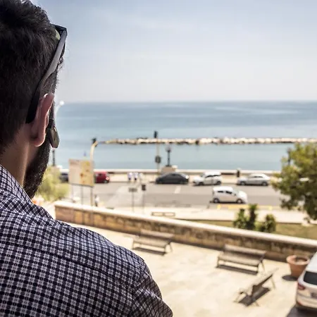 Oda ve Kahvaltı La Muraglia 4*