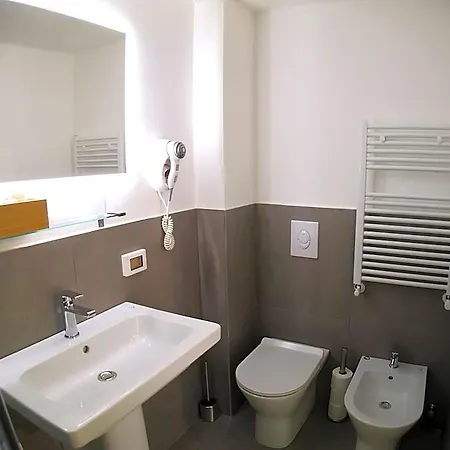 La Muraglia Bed & Breakfast 4*