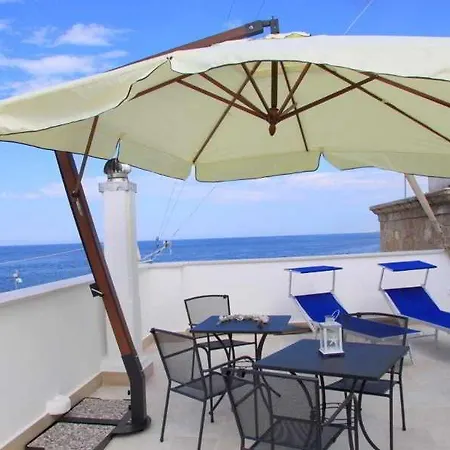 Bed and breakfast La Muraglia 4*